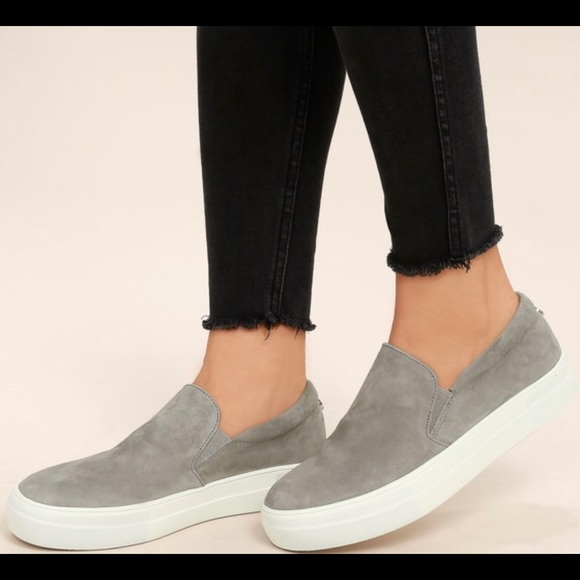 steve madden suede slip on